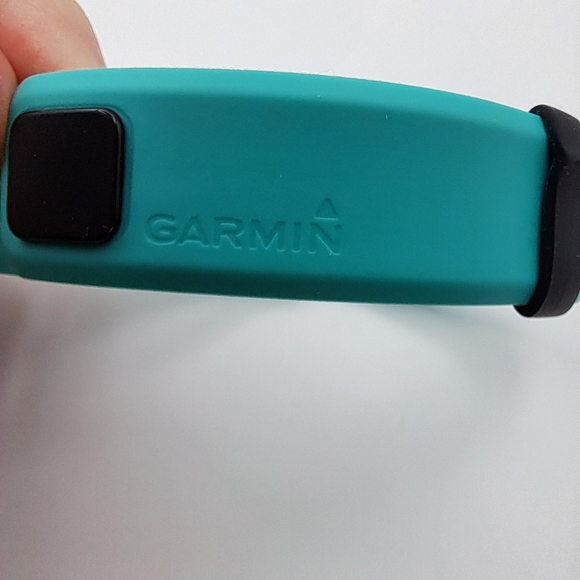 ​Lot of 2 Garmin Vivofit Jr / Jr 2 Replacement Bands - Red & Teal Silicone Strap - Picture 5 of 7
